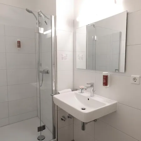 库尔酒店 3* 新明斯特