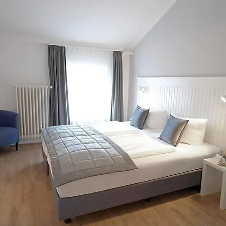 Kuehl Hotell 3*