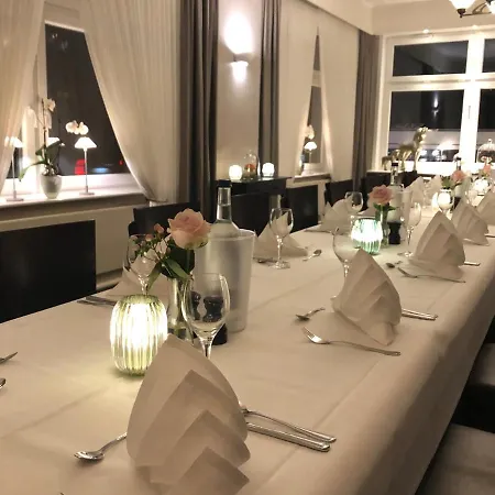Kühl 3* Neumünster
